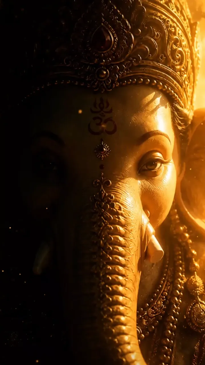 Ganpati Aagman Invitation Video with Devotional Theme